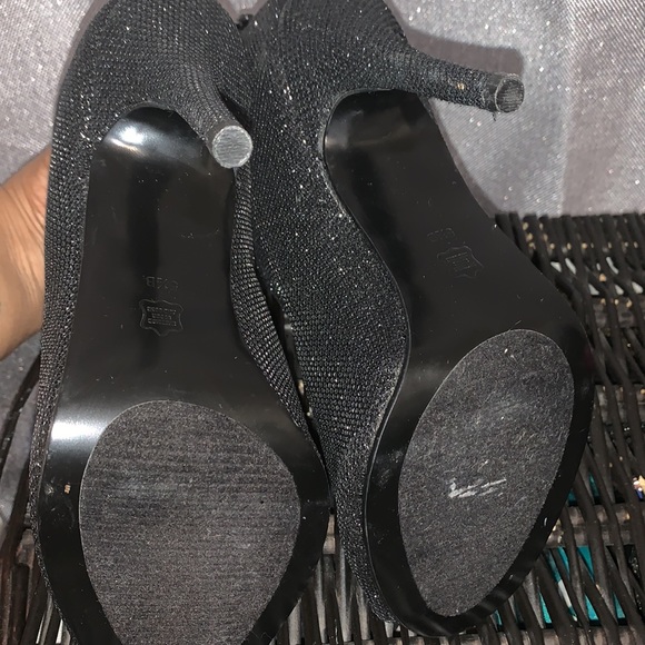 Peep toe  4in booties - Picture 4 of 4